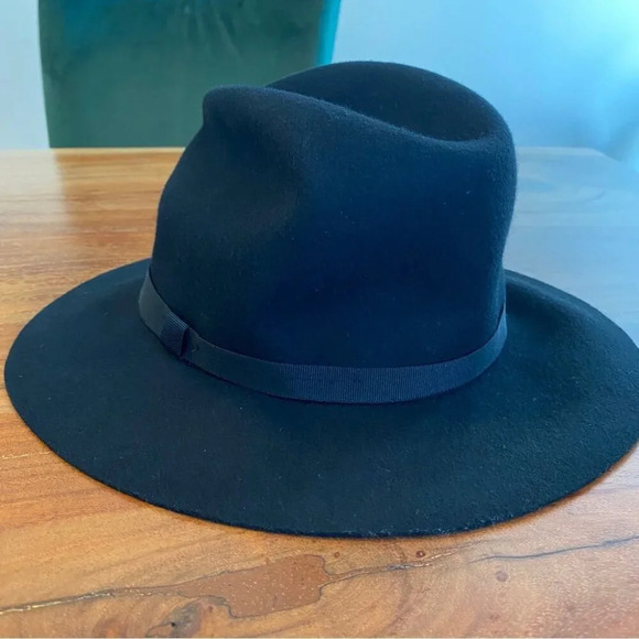 Aritzia Auxiliary Black 100% Wool  Felt Hat XS/S - Picture 7 of 12